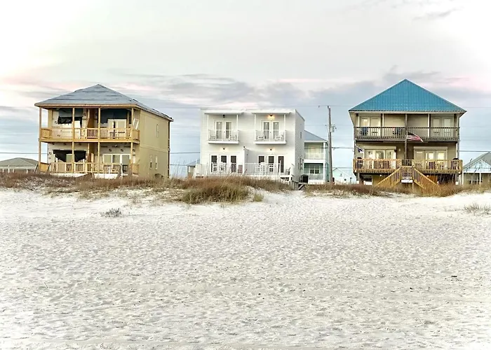 Dolphin View Beachfront Duplex B Pet Friendly *