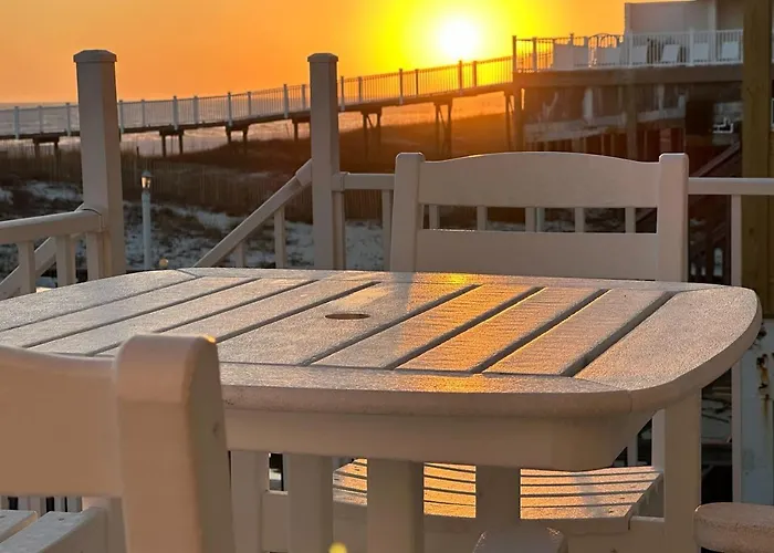 Dolphin View Beachfront Duplex B Pet Friendly Holiday home