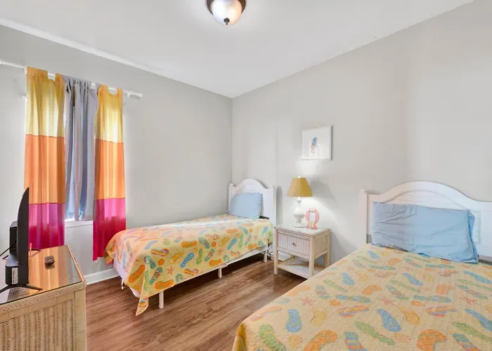 Dolphin View Beachfront Duplex B Pet Friendly Holiday home Gulf Shores