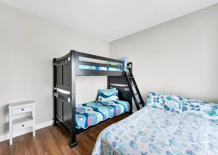 Dolphin View Beachfront Duplex B Pet Friendly * Gulf Shores